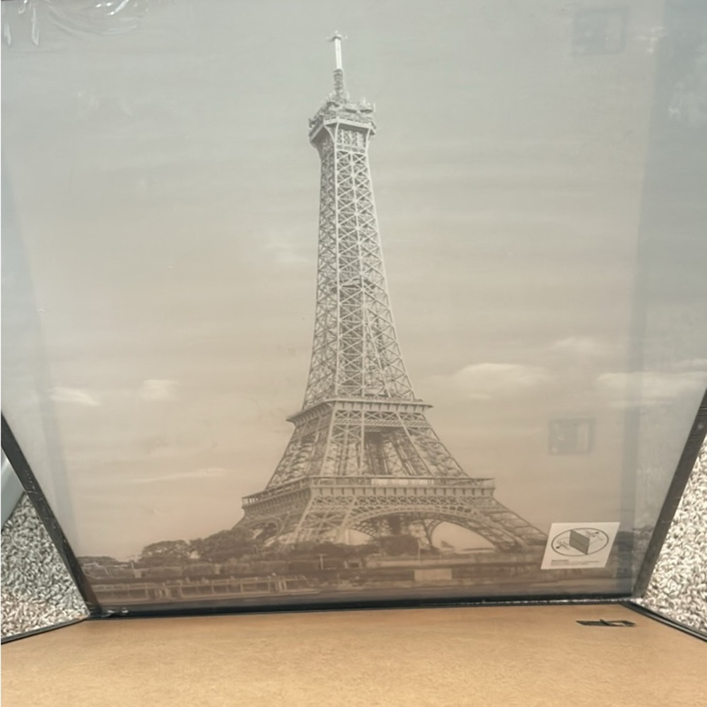 Eiffel Tower Canvas Art